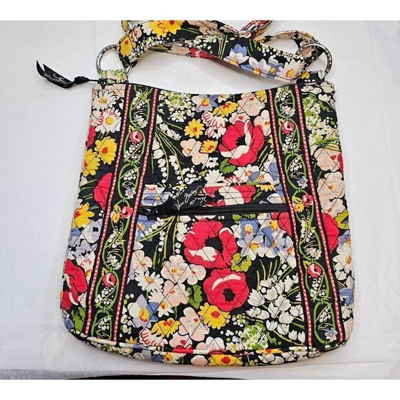 Vera Bradley Poppy Fields Quilted Fabric Crossbody Bag Floral RETIRED - Picture 1 of 12